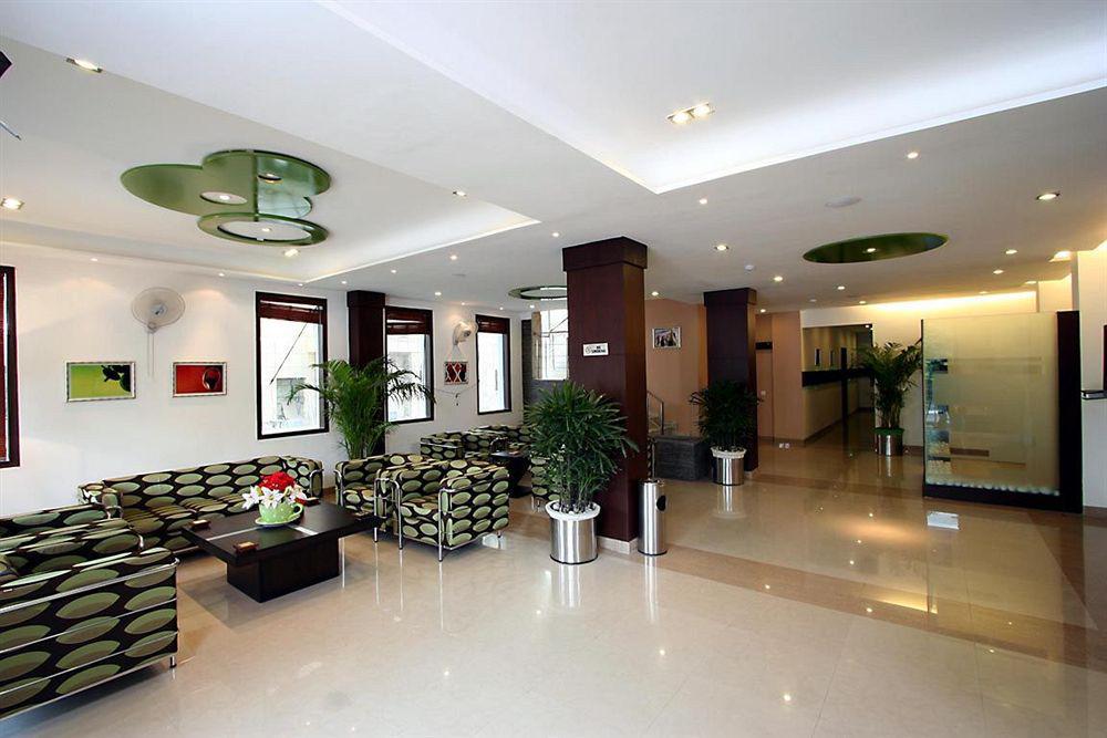 Hotel Gautam Residency New Delhi Interior foto